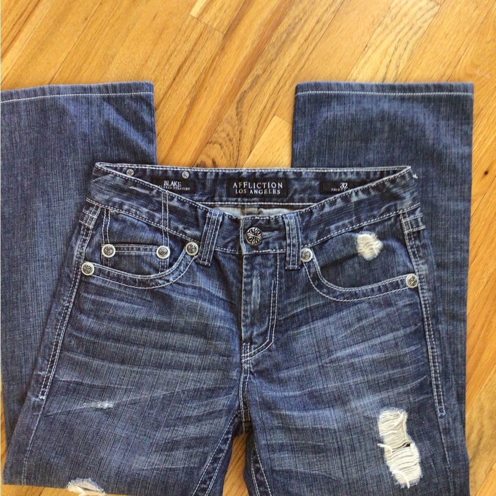 Affliction Relaxed Blue Jeans with Distressed Style